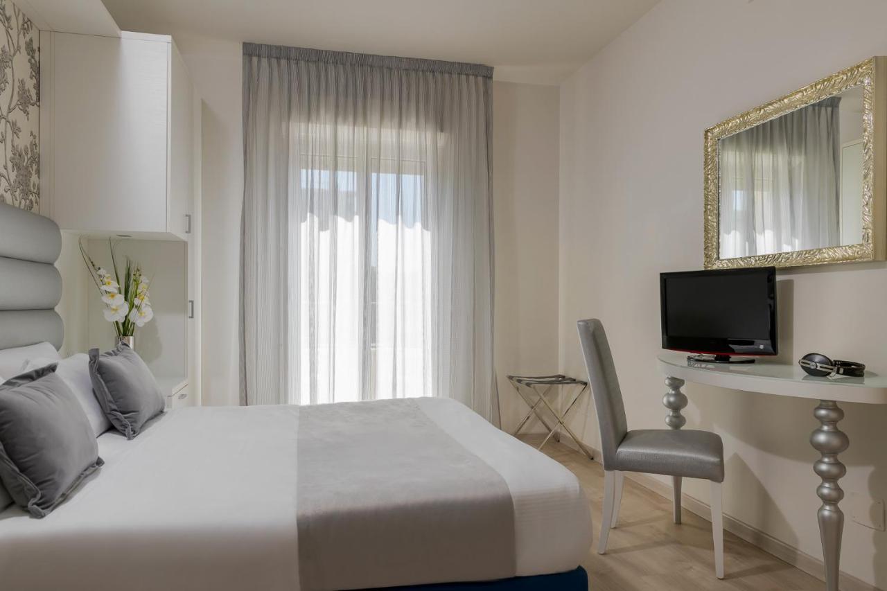 Hotel Riviera Milano Marittima Esterno foto