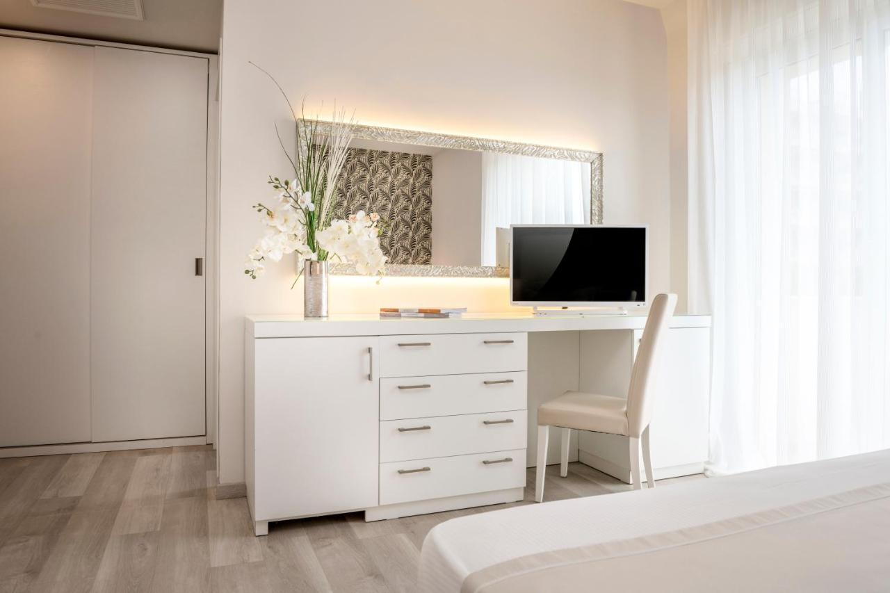 Hotel Riviera Milano Marittima Esterno foto