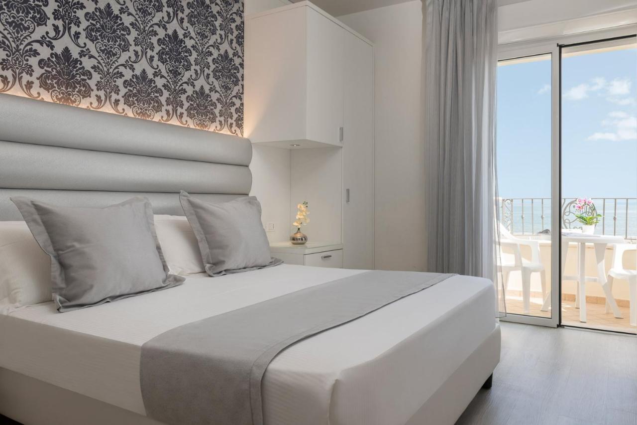 Hotel Riviera Milano Marittima Esterno foto