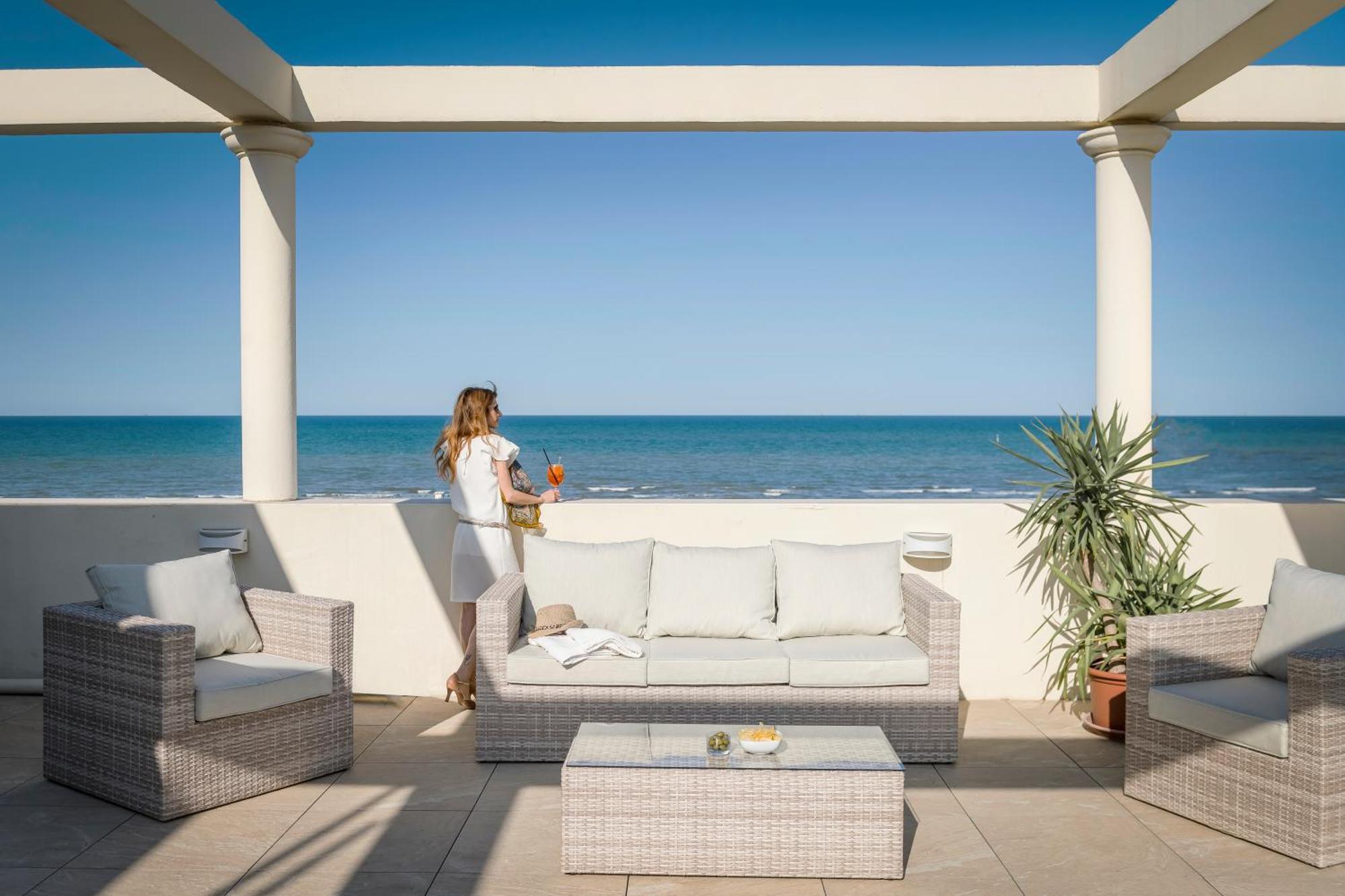 Hotel Riviera Milano Marittima Esterno foto