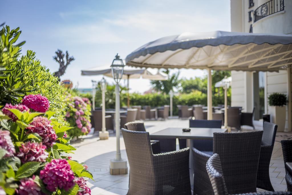 Hotel Riviera Milano Marittima Esterno foto